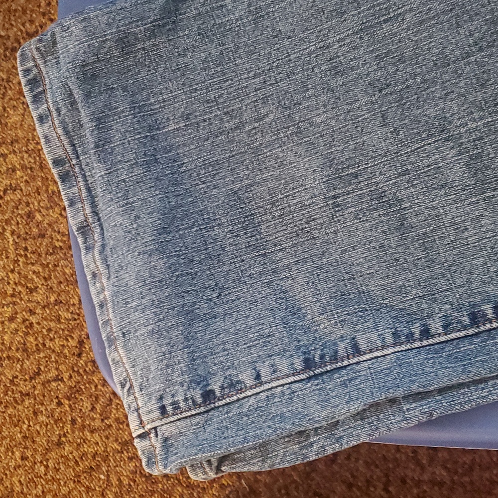 Levi's - Picture 5 of 8